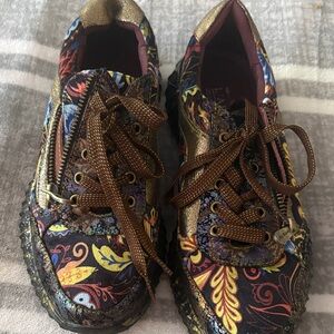 Spring Step Multicolor Patterned Sneakers with Gold Accents